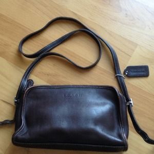 Coach Bag classic brown leather purse