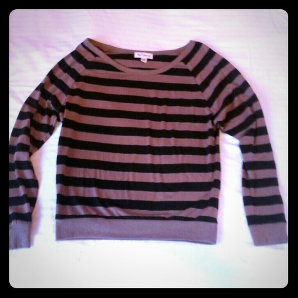 Long sleeve crewneck