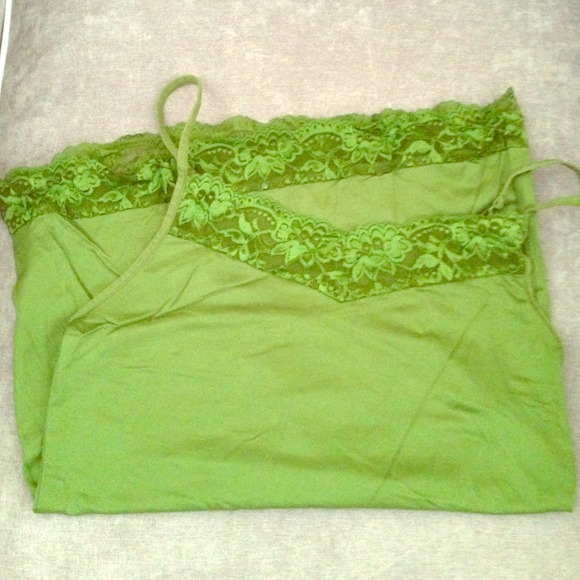 Lace trim adjustable cami size small