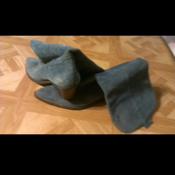 Suade cowboy boots reduced - Picture 2 of 2