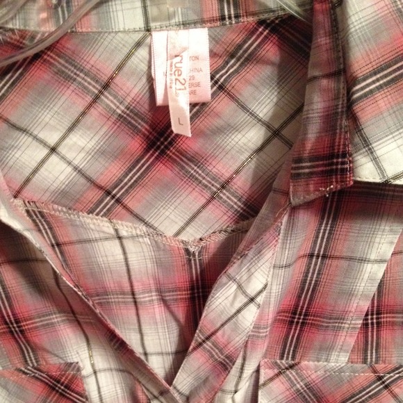 Sold! Pink plaid button down🎀 - Picture 2 of 2