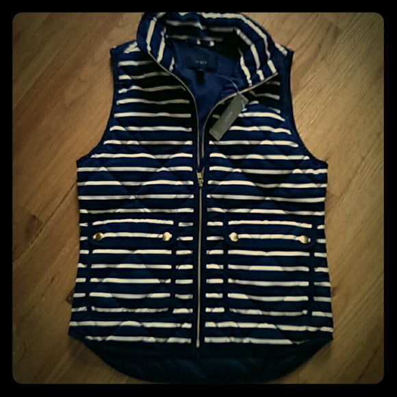 NWT J. Crew Excursion Quilted Navy/Cream Vest XXS
