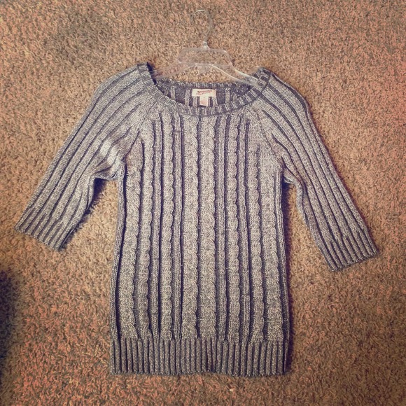 Shiny silver half sleeve sweater - Picture 1 of 2