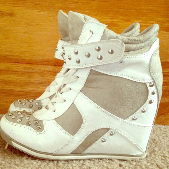 Sneaker Wedge Booties