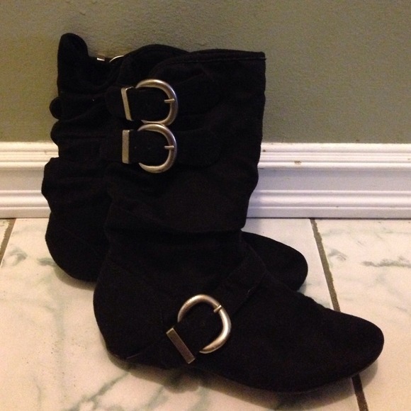 Black suede boots
