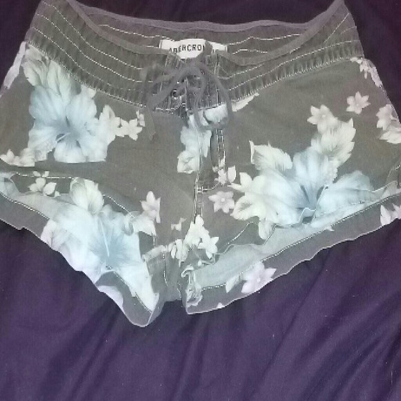 Abercrombie beach shorts