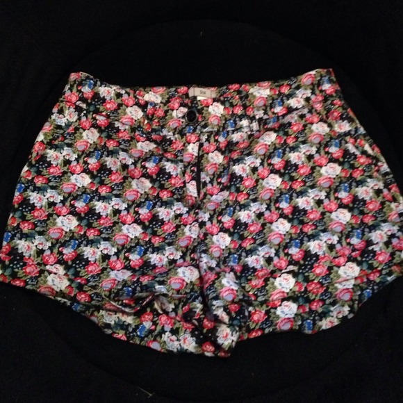 Floral shorts