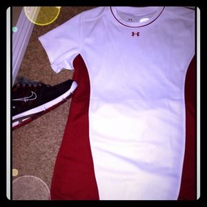 💪Under Armour dry fit shirt 💪
