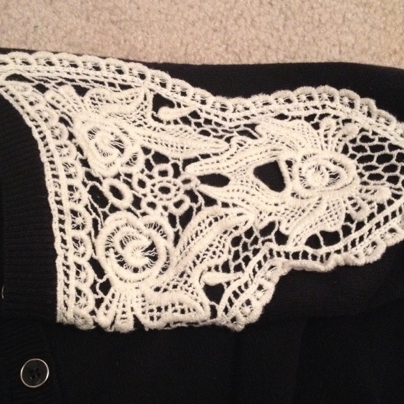 Black cardigan🌟 - Picture 2 of 4