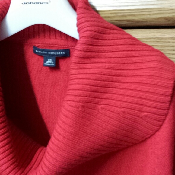 red tunic - Picture 2 of 2