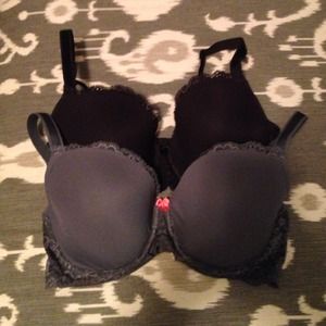 34DD VS Bra Bundle