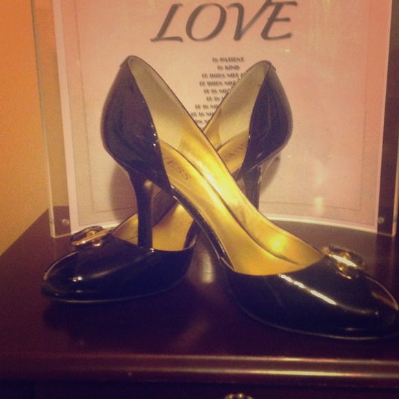 Guess shoes