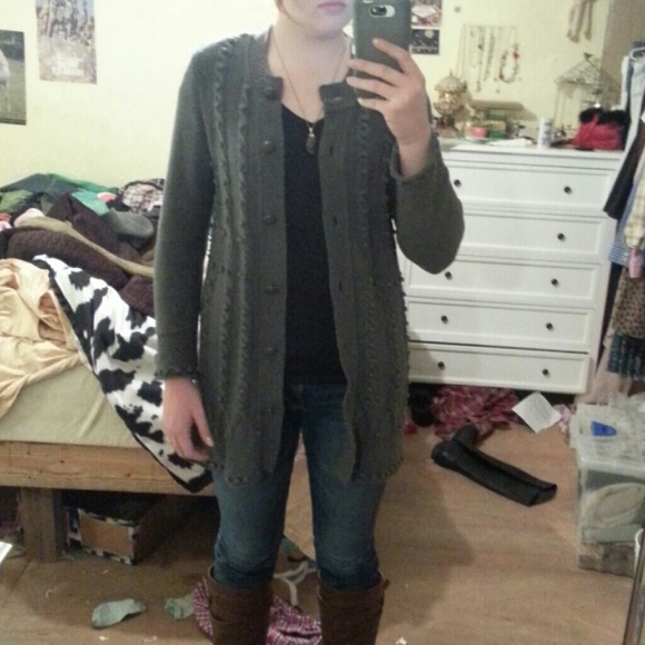 Cable knit Cynthia steffe sweater