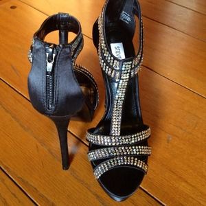 Stunning Stilettos! Steve Madden
