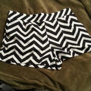 Black and white chevron shorts