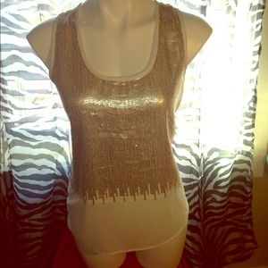 Gold sequin tank💫