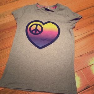 Victoria's Secret PINK t-shirt