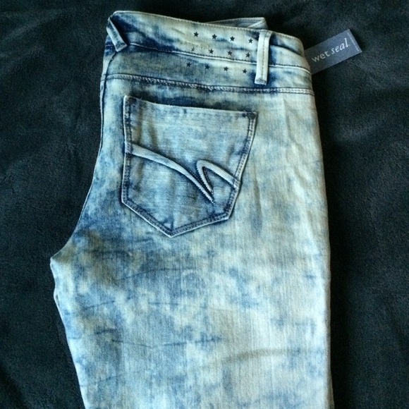 Wet Seal "Vanilla Stan" Jeans
