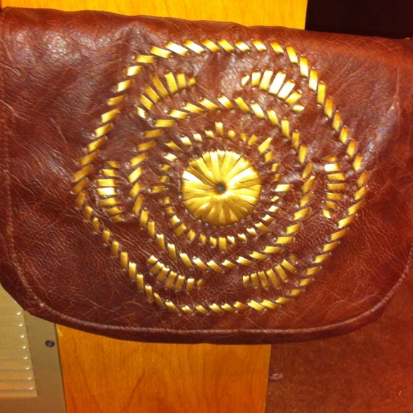 Forever21 brown and gold cross body bag.