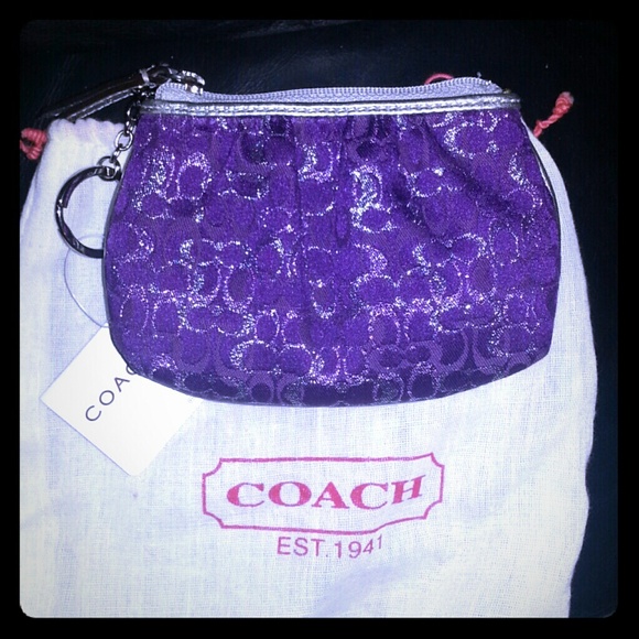 Sold authentic coach purple signature coin purse - Picture 1 of 1