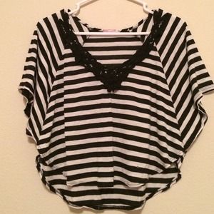 Knit trim, butterfly wing