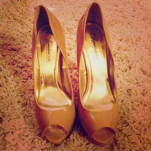 💃Shoe Dazzle Signaturesole edition nude heels!💃