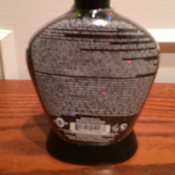 Get your tan on! - Picture 2 of 2