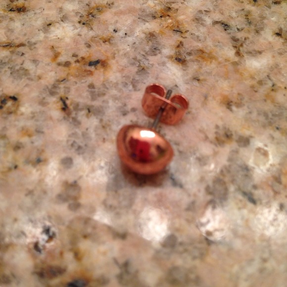 Cartilage stud - Picture 2 of 2