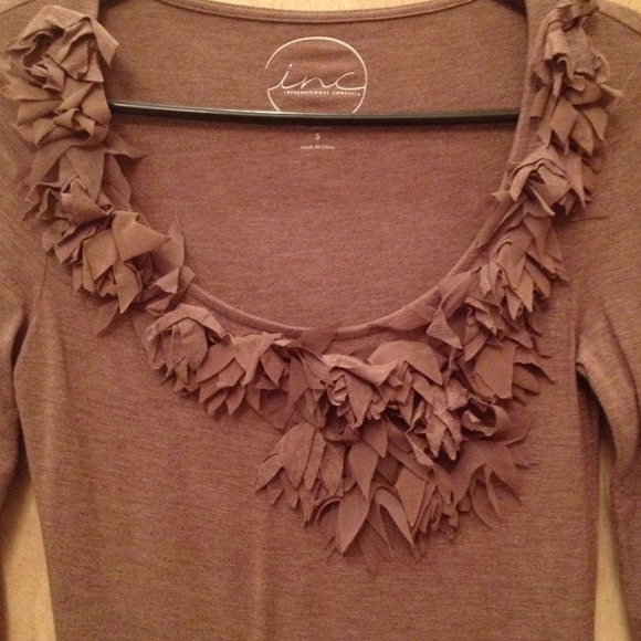 Top - Picture 2 of 2