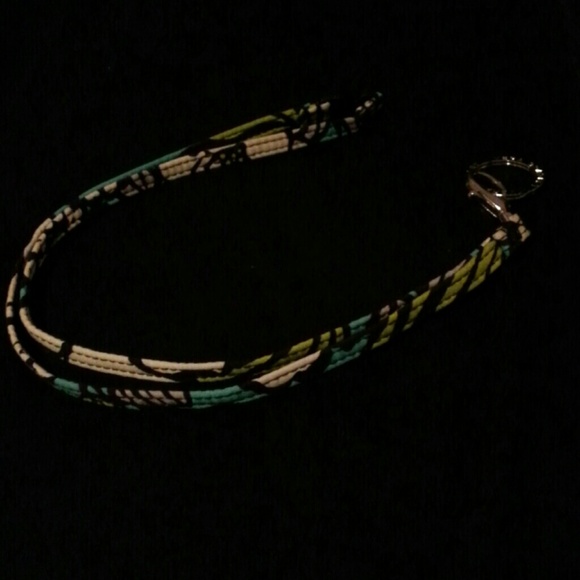 island blooms lanyard