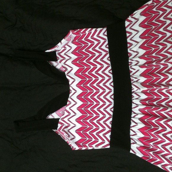 Cute Floral Dress - Picture 3 of 3