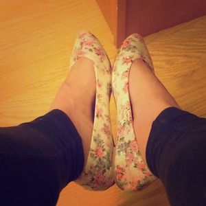 Forever21 Floral Ballet Flats