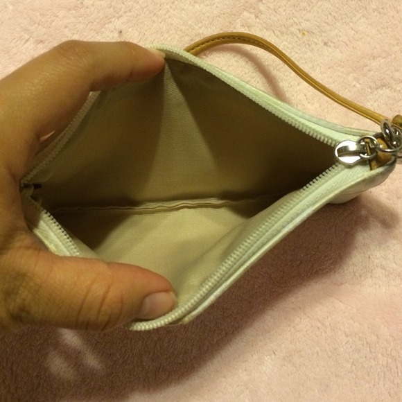 Authentic White Coach wristlet - Picture 2 of 2