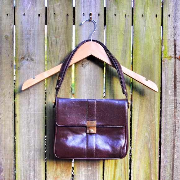 Francois brown leather purse
