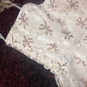 White prom or wedding gown