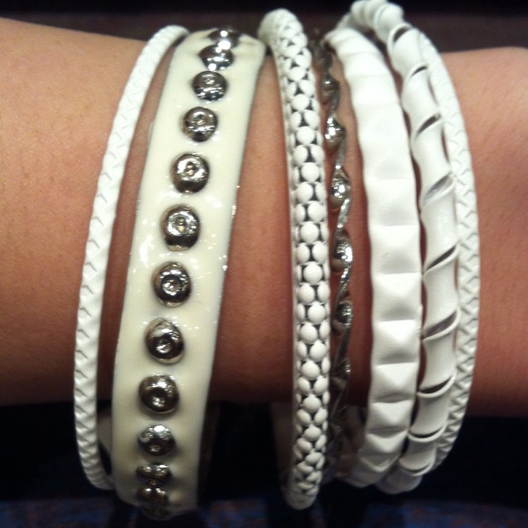 NEW 7 Bangle Set - Picture 2 of 2