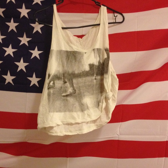 Brandy Melville ballerina crop top!😍😍