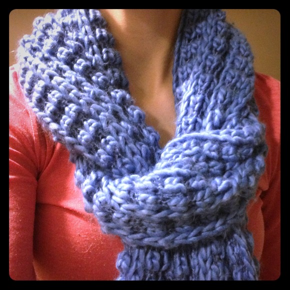 **Soft fluffy blue scarf