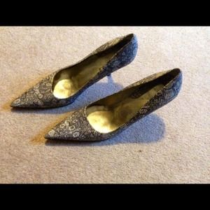 Nine West stiletto snake skin pumps