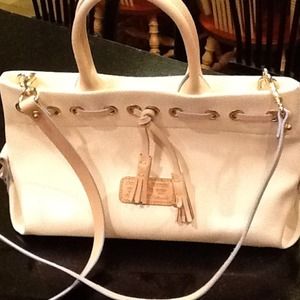 Dooney & Bourke handbag