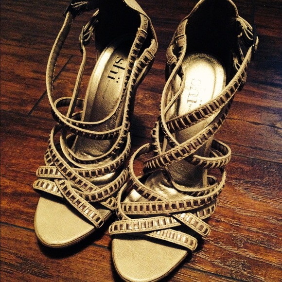 Shi by Journeys Grey Strap Heels