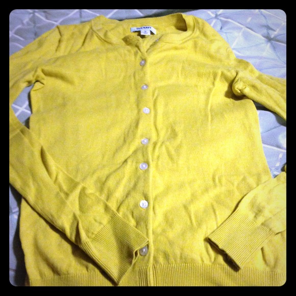 Yellow sweater