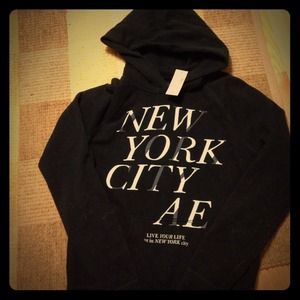 American Eagle black NYC hoodie small