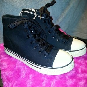 New Steve Madden Poseidon Canvas High Tops