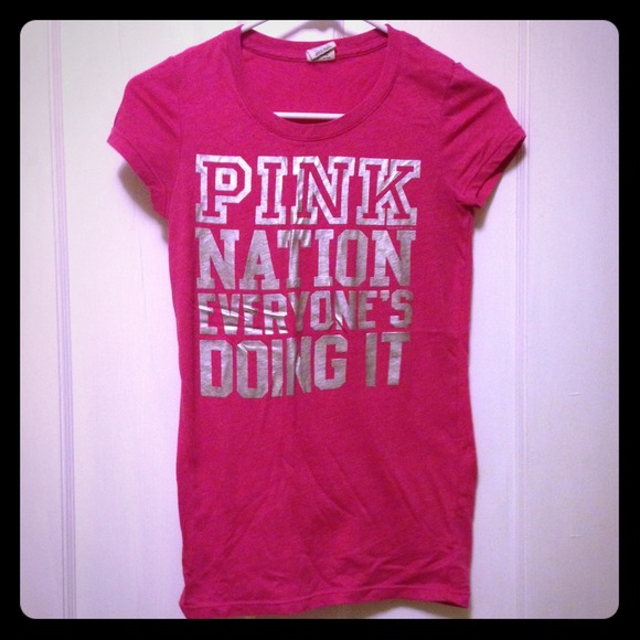 PINK VS tee!