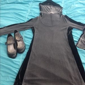 Grey hooded dress. Nola brand sz med.