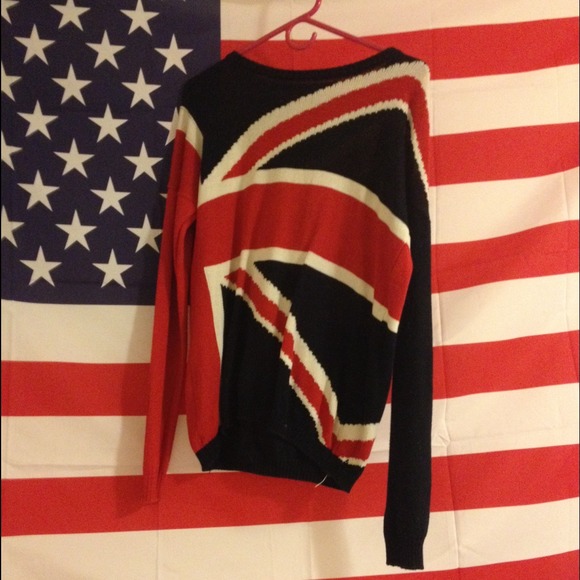🚫on hold!!!🚫Brandy Melville knit sweater!😻🇬🇧