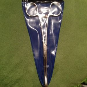 Piercing clamp w/ 4 sterilized piercing needles