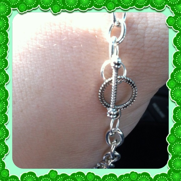 Green & Gold Glass Bracelet - Picture 5 of 5