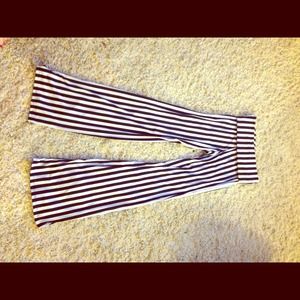 💎Classy pinstriped silky wide legged pants💎